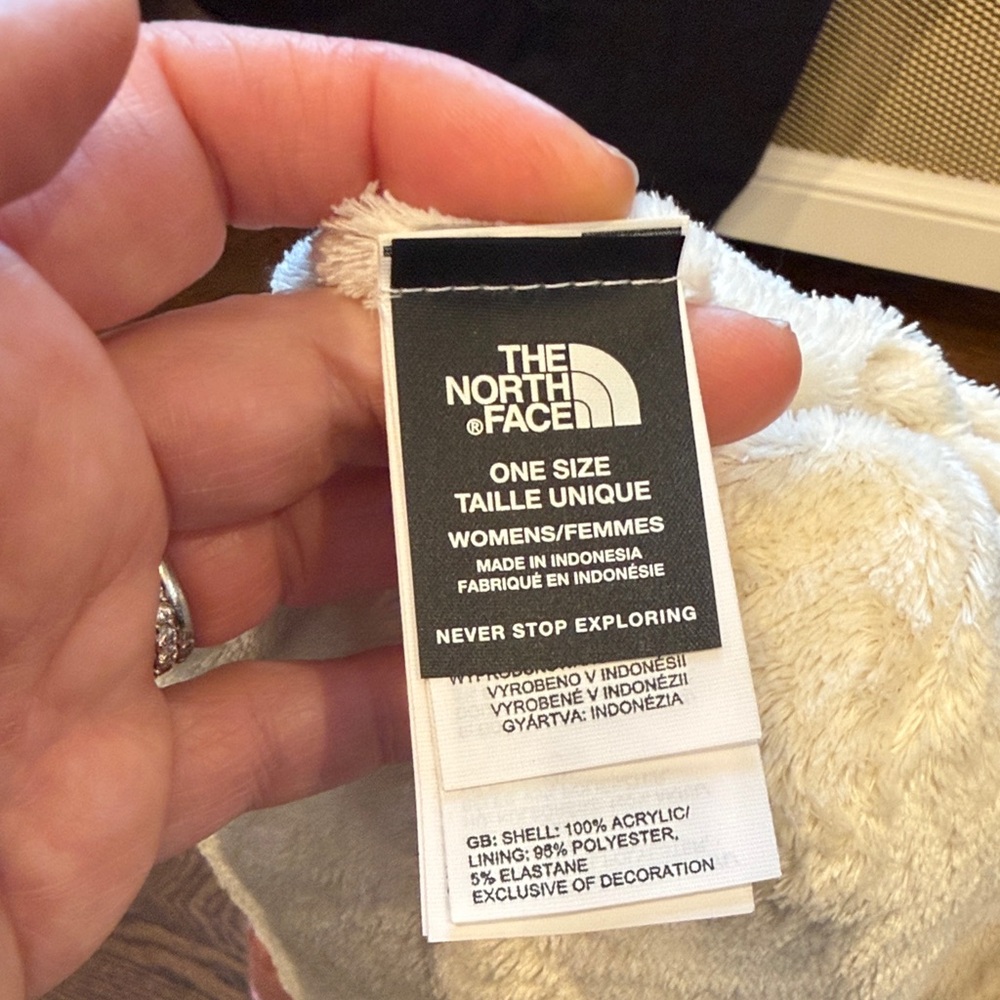 The North Face Pink Knit Pom-Pom Hat - Picture 2 of 2